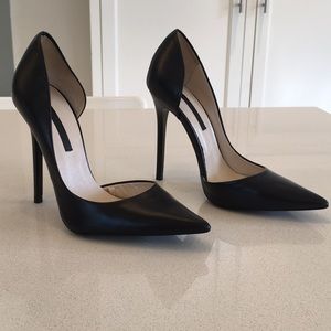 Zara Black Court Heels